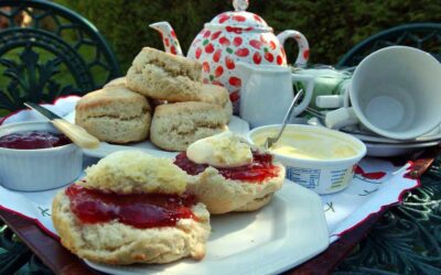 INVITATION TO A CREAM TEA!